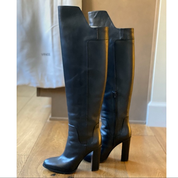 VINCE ‘Dempsey’ Over The Knee Leather Heeled Boots - Picture 3 of 8